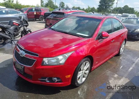 2018 Chevrolet Traverse 3Lt from USA, damaged, VIN 1GNERHKW1JJ100588